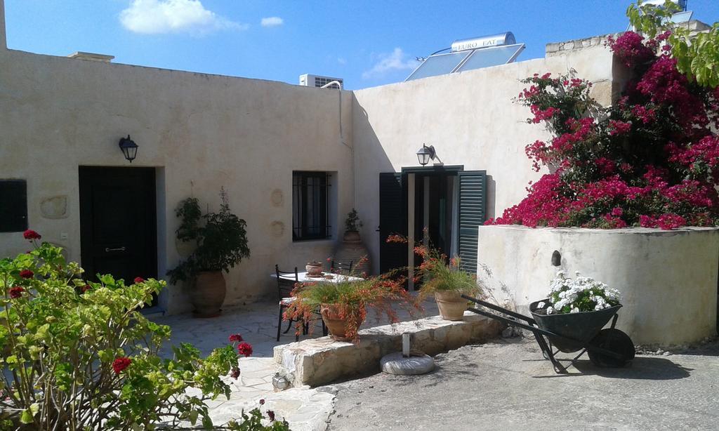 Petra & Elia Villa Megala Chorafia Bagian luar foto